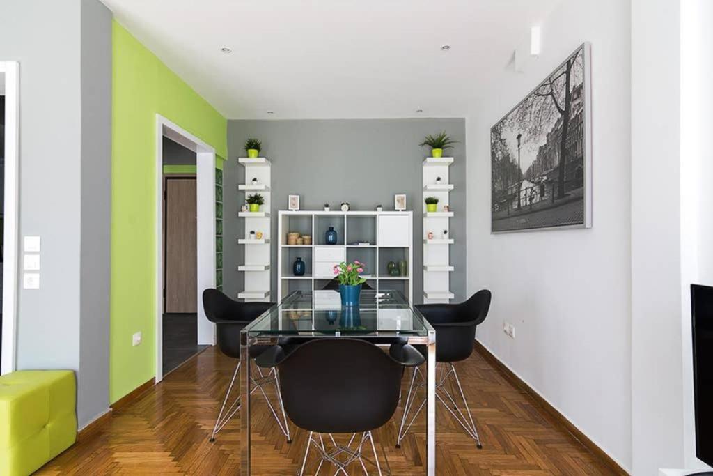 Sunlit 2Br Oasis In Metaxourghio 3Min From Metro Lägenhet Aten Exteriör bild